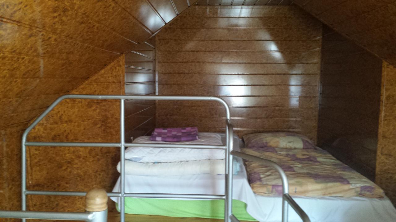 Hôtel Zempleni Vendeghaz à Erdőbénye Extérieur photo